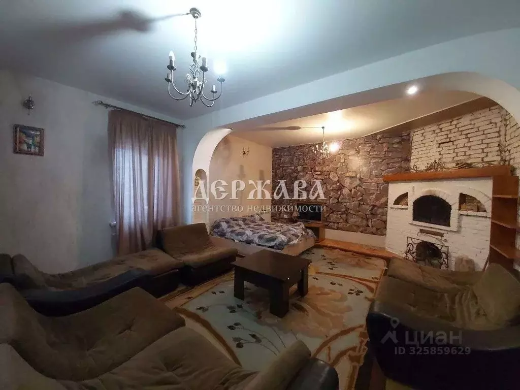 Коттедж в Белгородская область, Старый Оскол Стрелецкая ул., 16 (200 ... - Фото 1