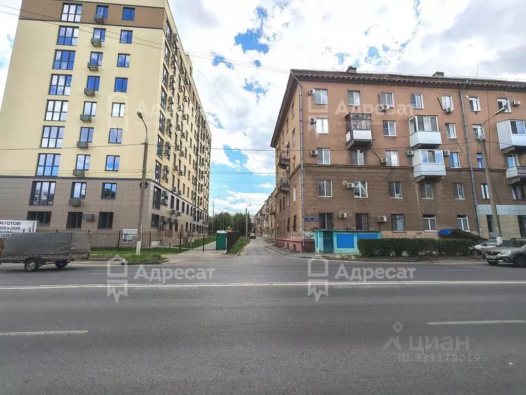 3-к кв. Волгоградская область, Волгоград ул. Дегтярева, 23 (71.3 м) - Фото 2