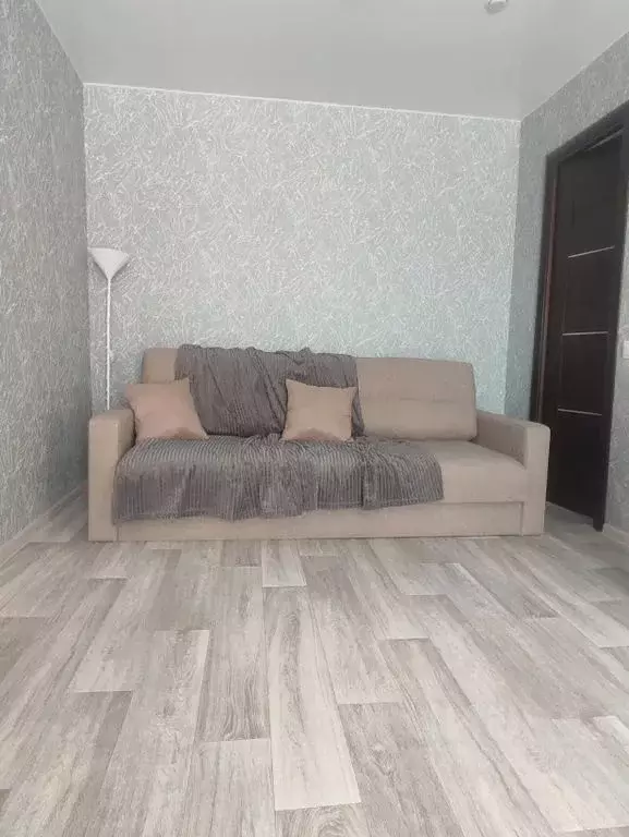 2-к кв. Псковская область, Псков ул. Максима Горького, 45 (45.0 м) - Фото 1