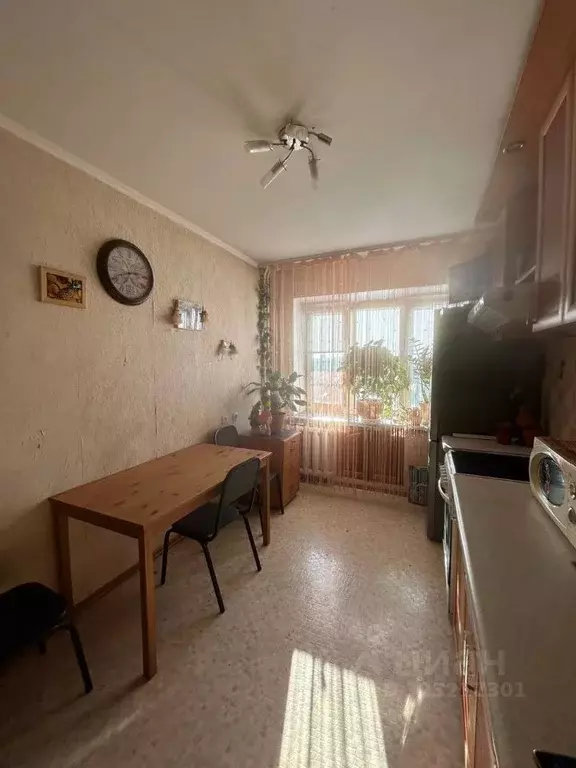 2-к кв. Омская область, Омск просп. Космический, 111 (52.0 м) - Фото 2