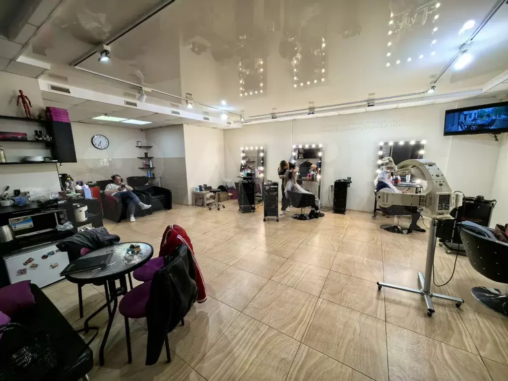Кофейня, услуги, косметология - 50 м2 - Фото 0