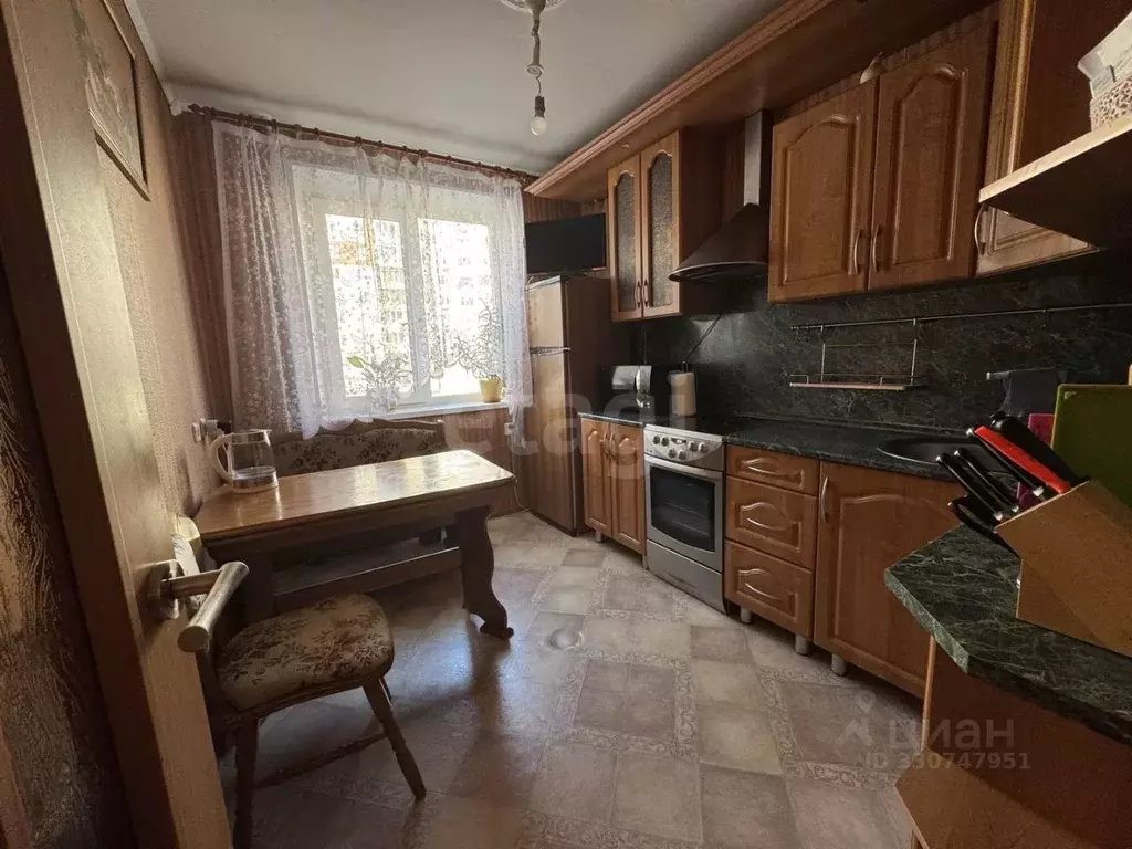 3-к кв. Тюменская область, Тюмень ул. Мельникайте, 127а (69.7 м) - Фото 1