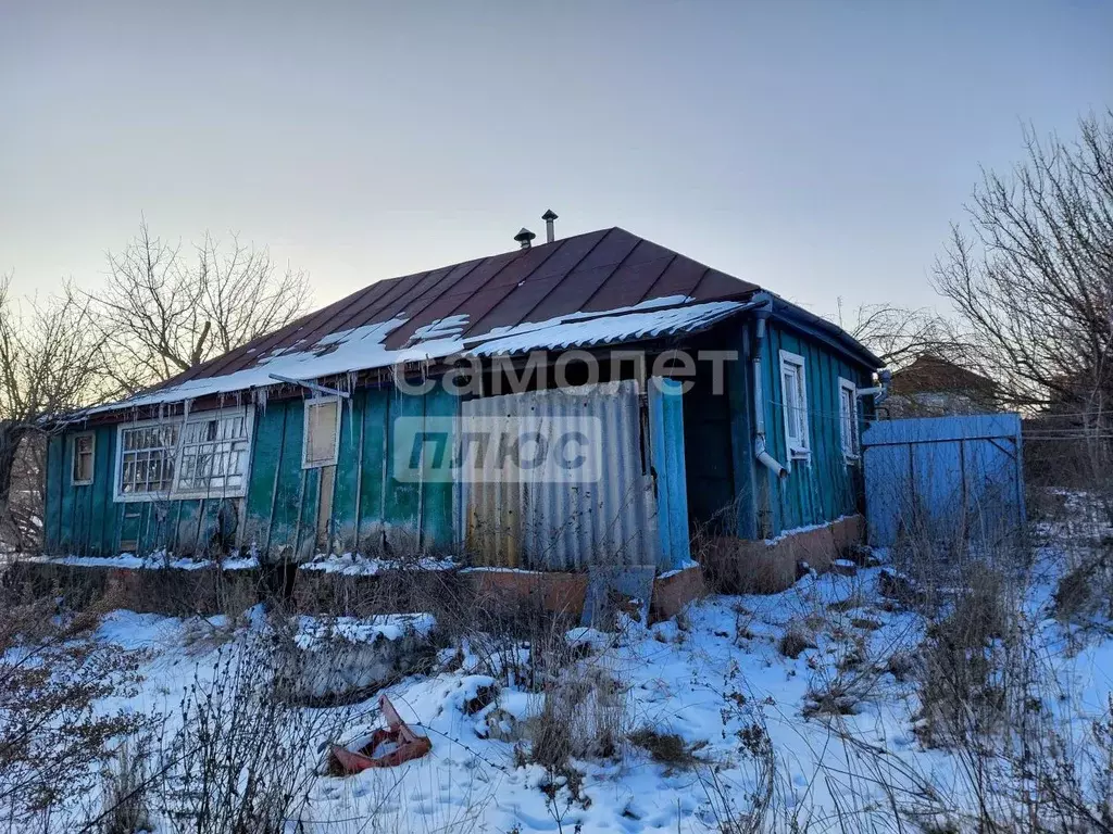 Дом в Курская область, Медвенский район, Высокский сельсовет, д. ... - Фото 0