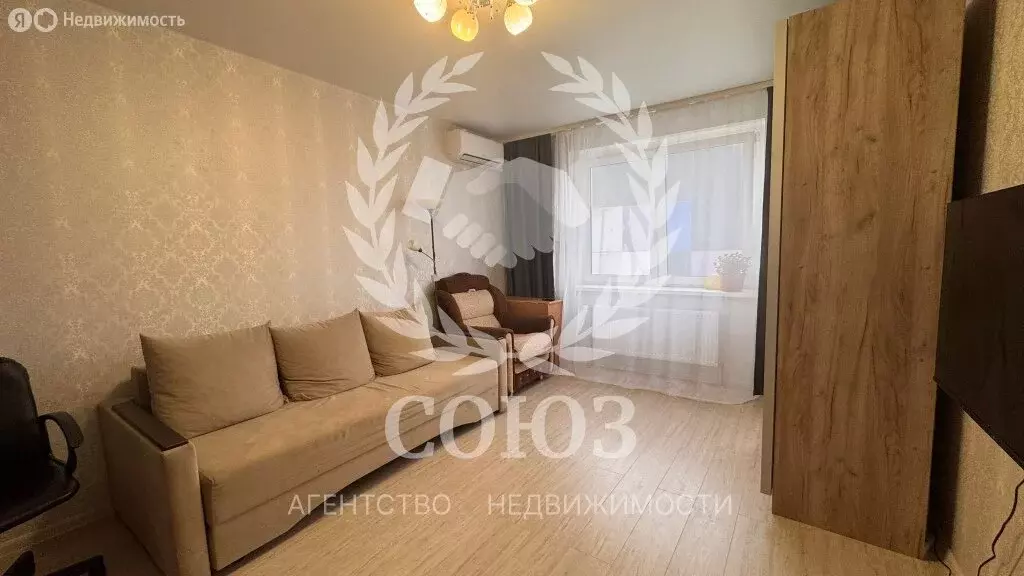 2-комнатная квартира: Калуга, Минская улица, 41 (56.4 м) - Фото 1