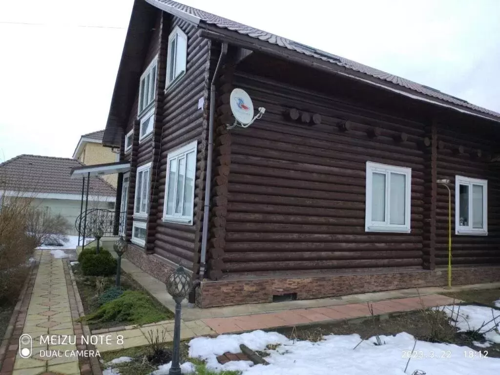 Дом в Ярцево, улица Маршала Лосика, 10 (305.3 м) - Фото 1