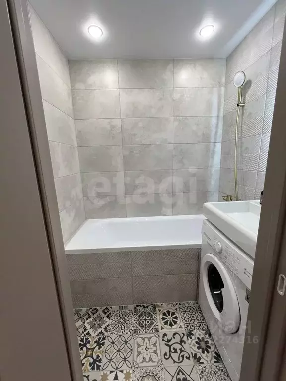 1-к кв. Татарстан, Казань просп. Ямашева, 89 (32.5 м) - Фото 2