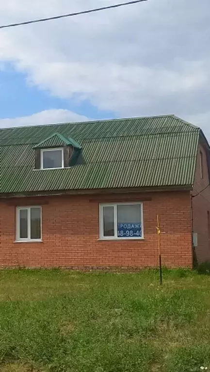 Дом в Омская область, с. Азово ул. Дорожная (131 м) - Фото 0