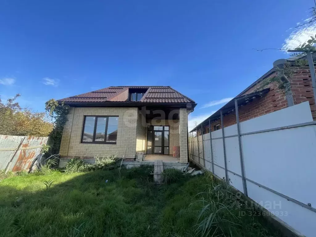 Дом в Адыгея, Тахтамукайский район, Яблоновский пгт ул. Пушкина, 9 ... - Фото 2