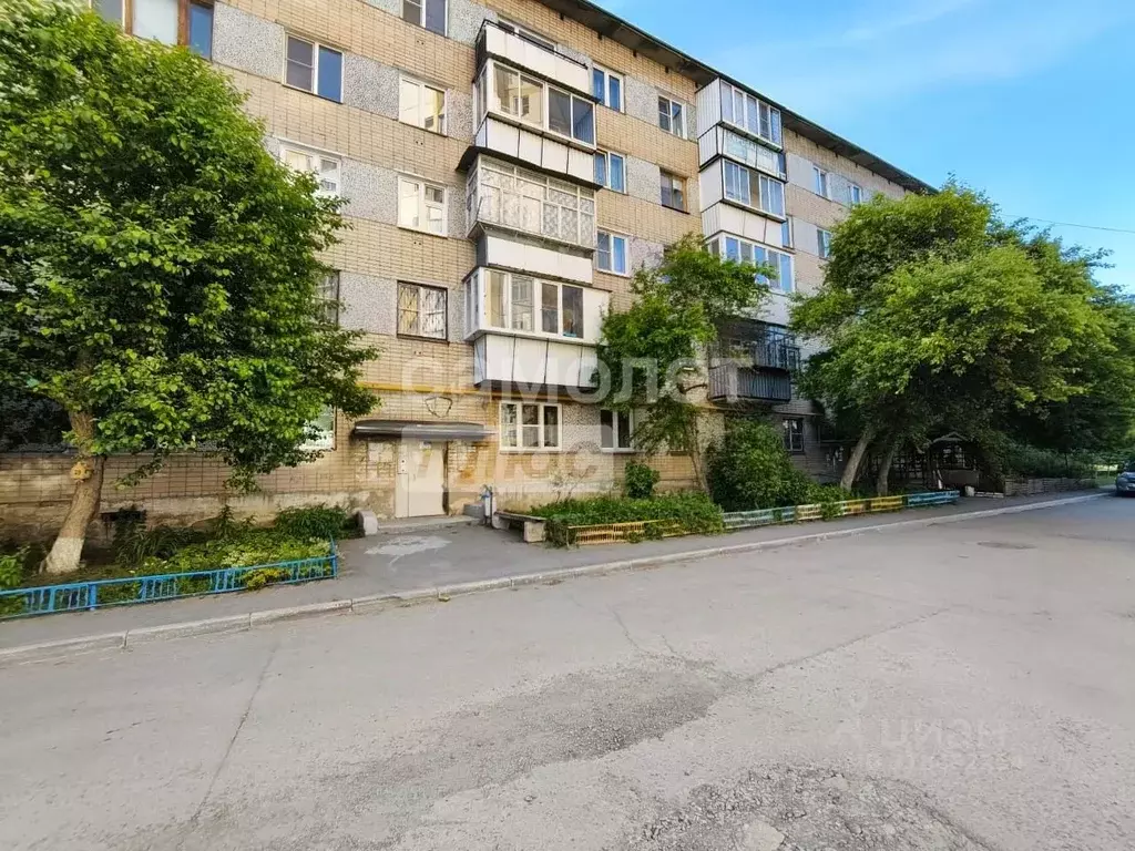 2-к кв. Челябинская область, Челябинск ул. Кузнецова, 3 (44.0 м) - Фото 0