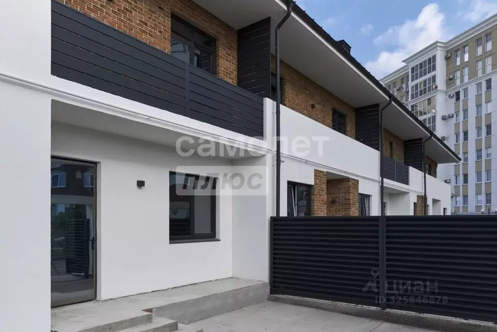 Таунхаус в Краснодарский край, Анапа Таманская ул. (183 м) - Фото 1