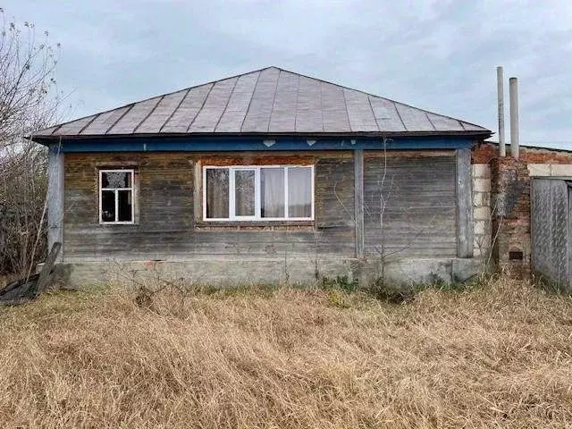 Дом в Воронежская область, Бутурлиновский район, Гвазденское с/пос, с. ... - Фото 1