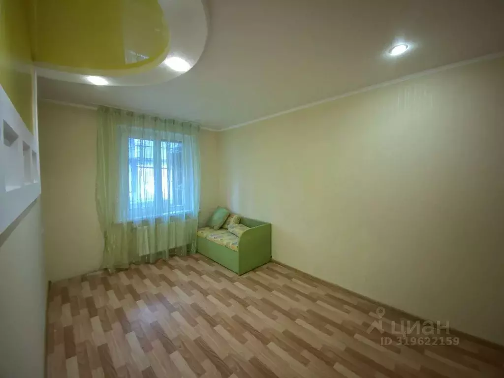 3-к кв. Краснодарский край, Крымск Октябрьская ул., 37Ж (62.0 м) - Фото 1