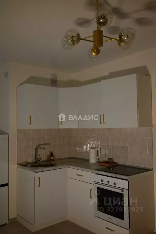 Студия Нижегородская область, Нижний Новгород д. Анкудиновка, ул. ... - Фото 1