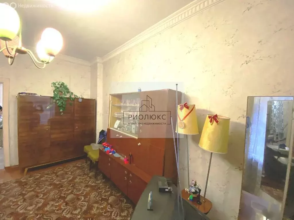 2-комнатная квартира: Магнитогорск, улица Куйбышева, 18 (47.3 м) - Фото 2