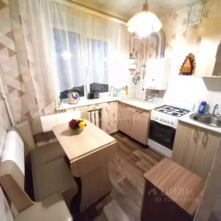 2-к кв. Волгоградская область, Волжский ул. Луганская, 5 (46.2 м) - Фото 1