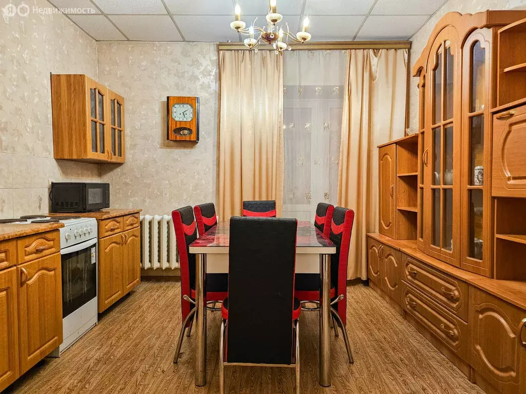 2-комнатная квартира: Набережные Челны, проспект Мусы Джалиля, 16 ... - Фото 0