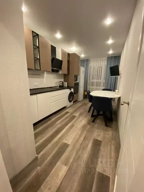2-к кв. Татарстан, Казань ул. Рауиса Гареева, 105Б (53.0 м) - Фото 0