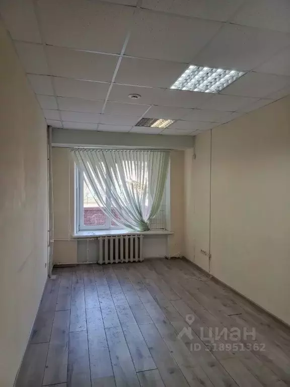 Офис в Татарстан, Альметьевск ул. Мусы Джалиля, 17А/1 (12 м) - Фото 0