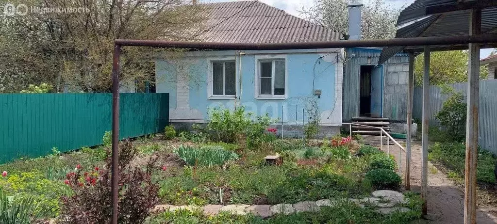 Дом в посёлок им. Дзержинского, Восточная улица (50 м) - Фото 0