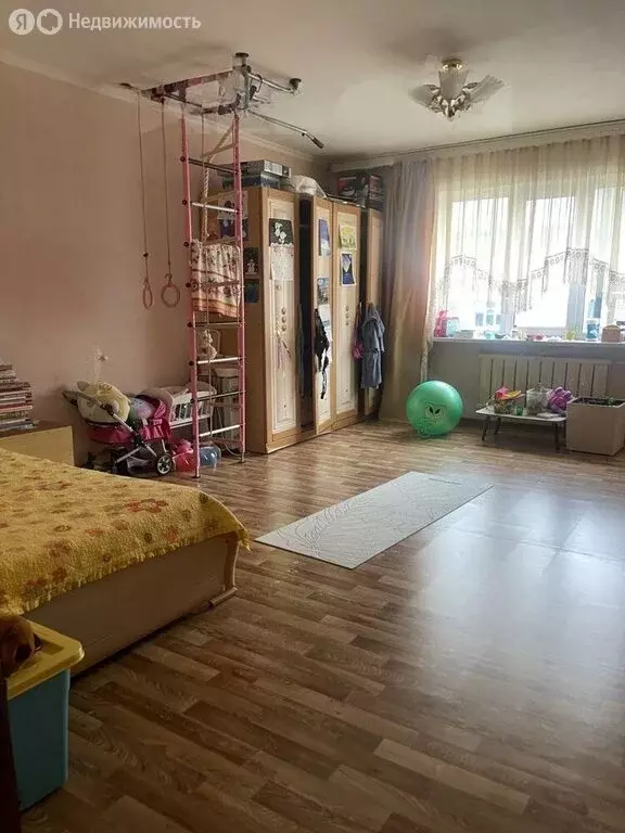 3-комнатная квартира: Южно-Сахалинск, Комсомольская улица, 241Б (77.1 ... - Фото 0