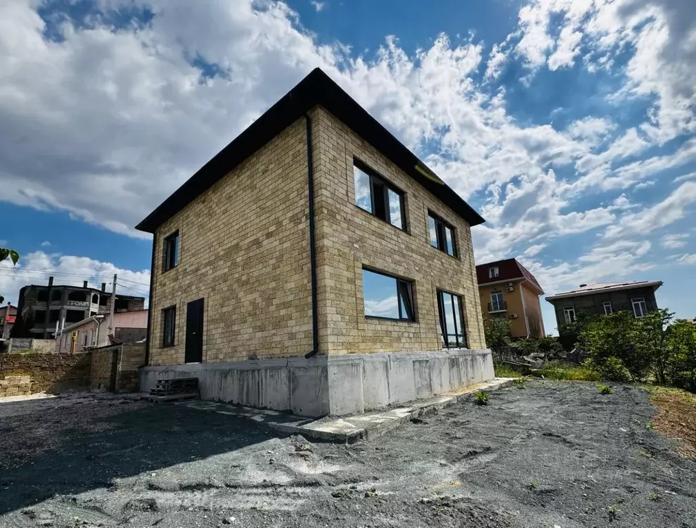 Дом в Крым, Симферополь ул. Молдавская (228 м) - Фото 1