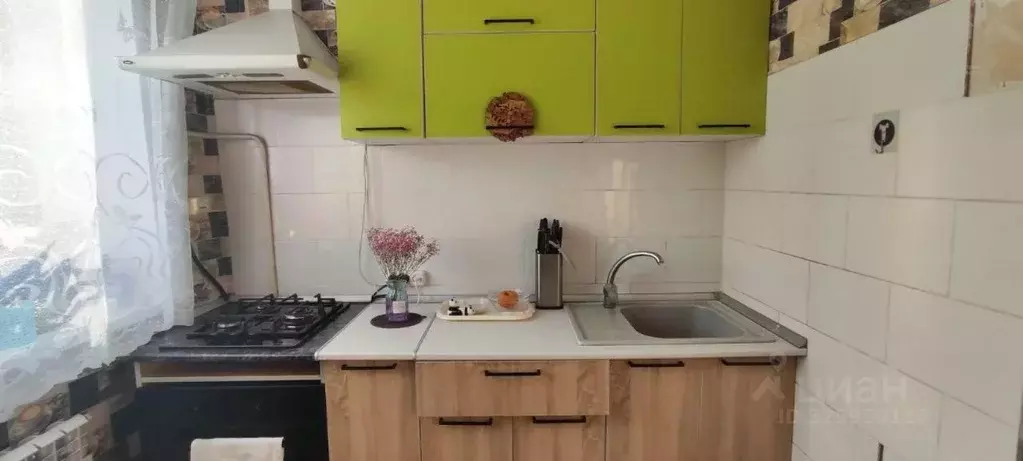 2-к кв. Омская область, Омск ул. 27-я Северная, 1 (43.0 м) - Фото 2