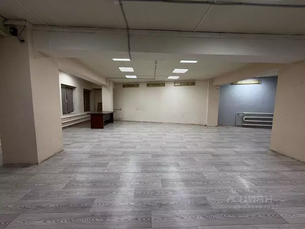 Помещение свободного назначения в Москва ул. Хачатуряна, 8к6 (998 м) - Фото 1