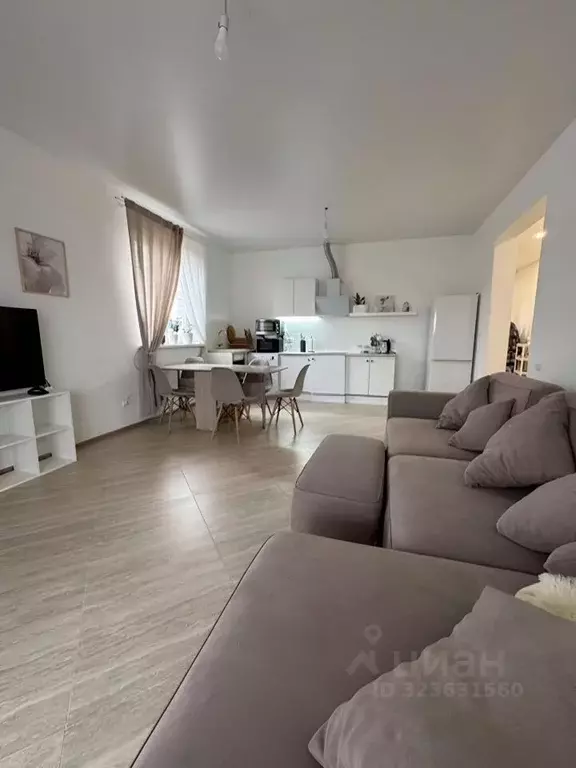 Дом в Свердловская область, Белоярский муниципальный округ, пос. ... - Фото 1