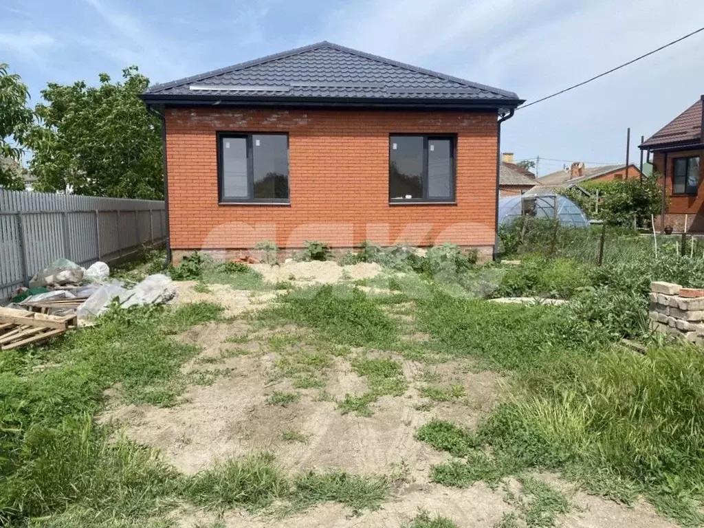 Дом в Краснодарский край, Кореновск Дядьковский пер. (66 м) - Фото 1