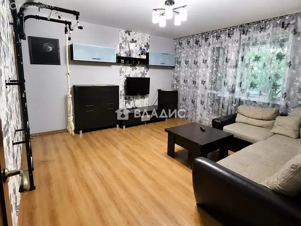 3-комнатная квартира: Пермь, улица Пономарёва, 14 (67.4 м) - Фото 2