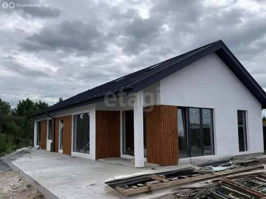 Дом в Тюменский муниципальный округ, деревня Коняшина, Береговая улица ... - Фото 1