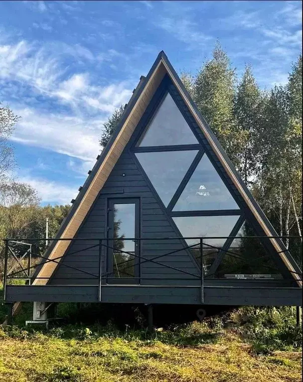 Дом в Калужская область, Малоярославецкий муниципальный округ, ... - Фото 1