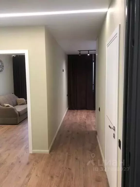 1-к кв. Татарстан, Казань ул. Братьев Касимовых, 35 (37.0 м) - Фото 1