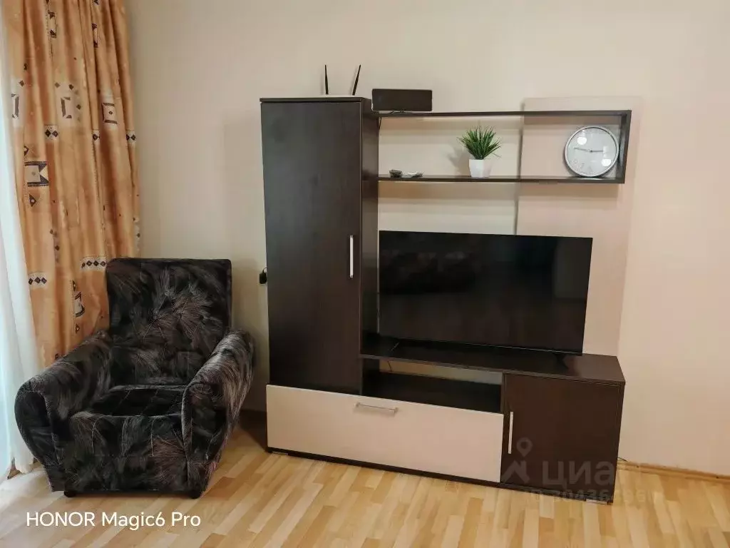 1-к кв. Приморский край, Владивосток Океанский просп., 102 (32.0 м) - Фото 2