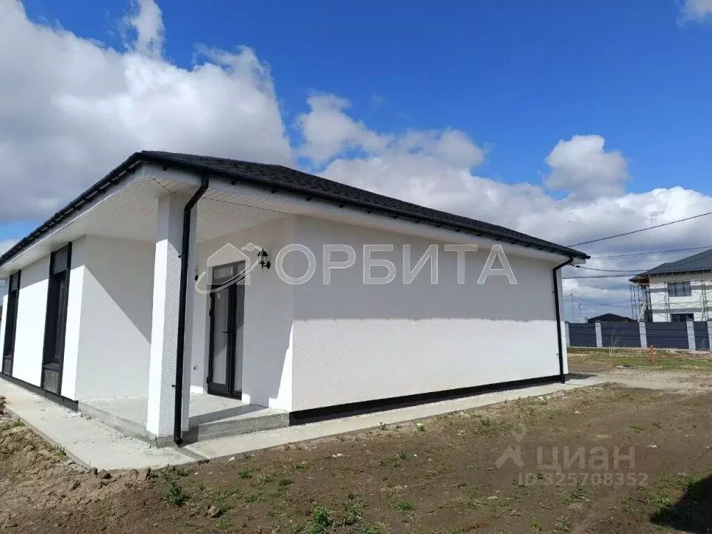 Дом в Тюменская область, Тюменский муниципальный округ, с. Успенка ул. ... - Фото 1