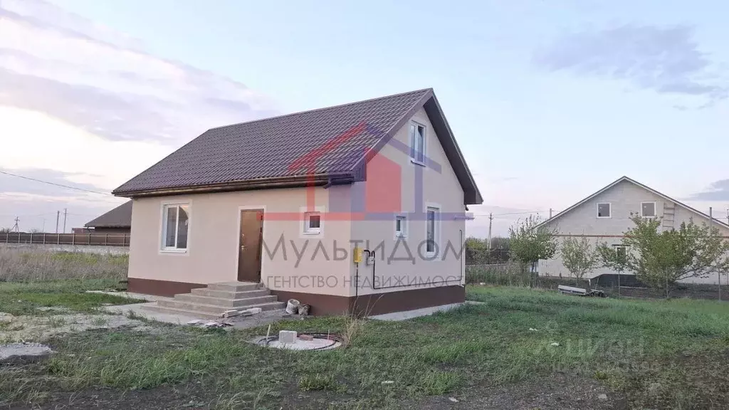Дом в Белгородская область, Старооскольский городской округ, с. ... - Фото 0