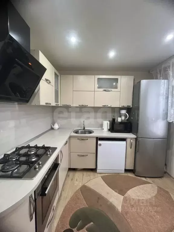 3-к кв. Коми, Усинск ул. Ленина, 15 (67.0 м) - Фото 0