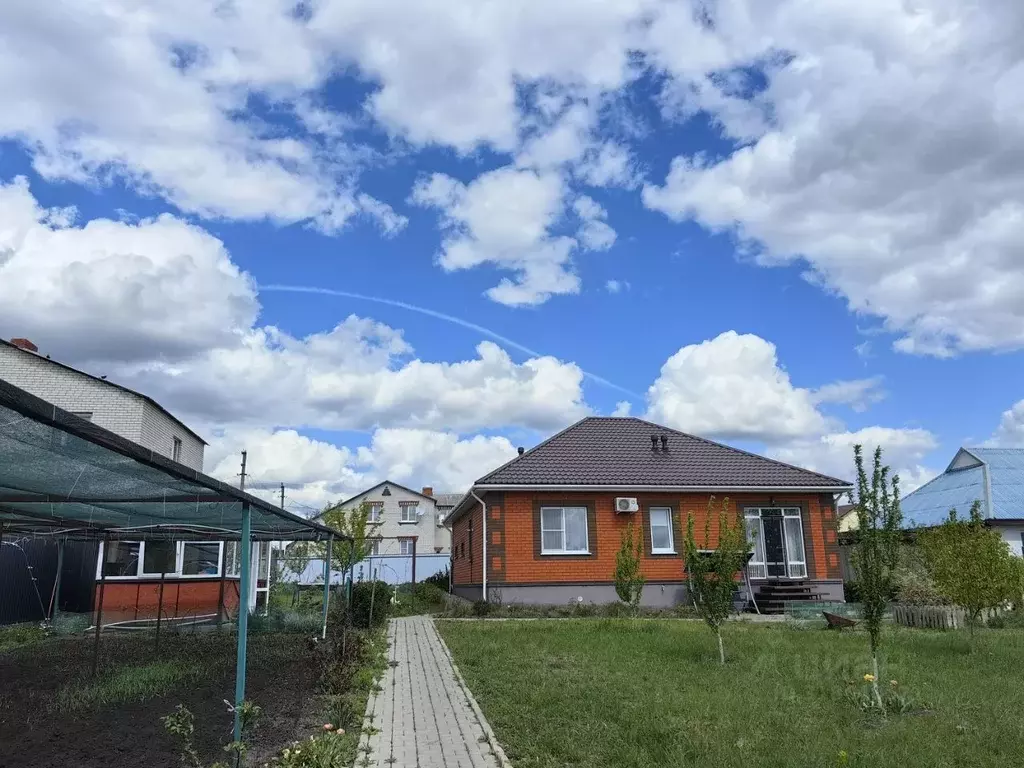 Дом в Белгородская область, Белгородский район, с. Стрелецкое Грушевая ... - Фото 1