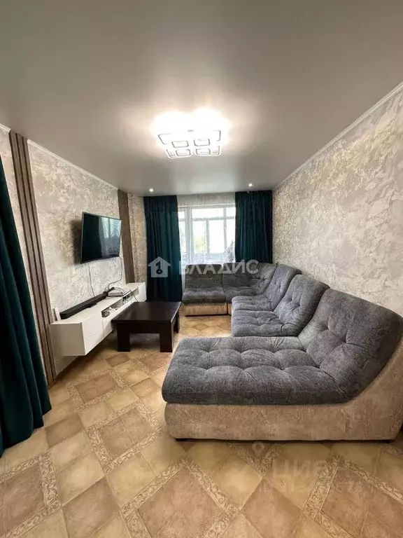 3-к кв. Оренбургская область, Орск Новый город мкр, ул. ... - Фото 0