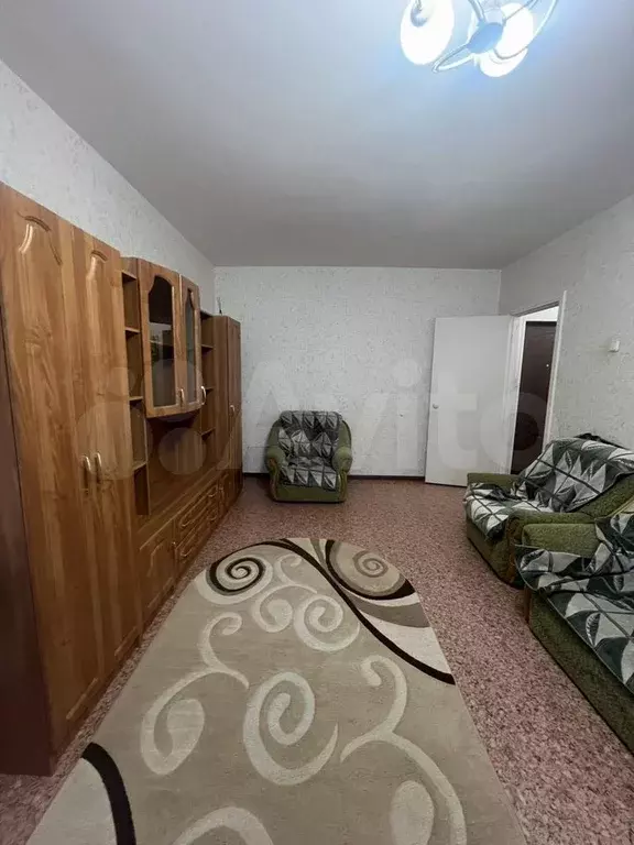 1-к. квартира, 40 м, 8/10 эт. - Фото 1