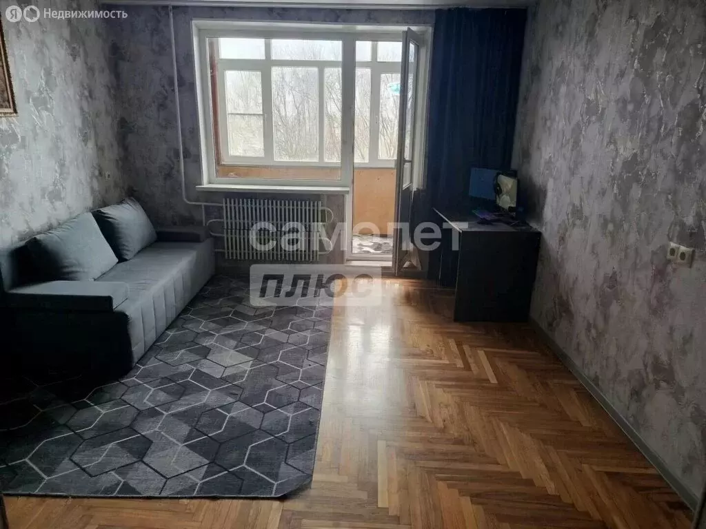 3-комнатная квартира: Михайловск, микрорайон СНИИСХ, 12 (64.6 м) - Фото 1