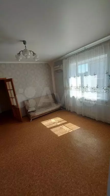 1-к. квартира, 42 м, 4/9 эт. - Фото 1