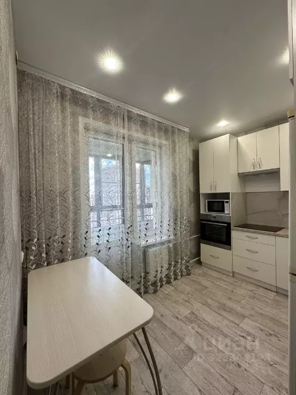 1-к кв. Татарстан, Казань ул. Баки Урманче, 4к4 (33.1 м) - Фото 1