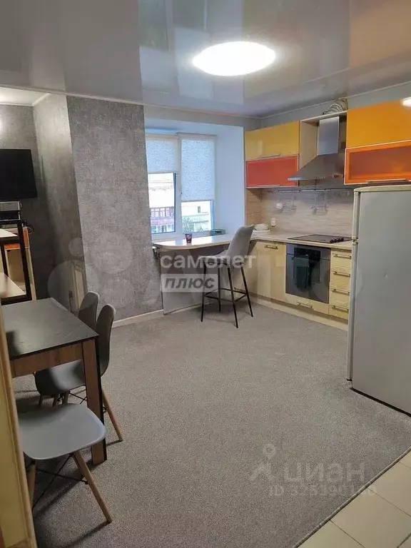 3-к кв. Тюменская область, Тюмень ул. Мельникайте, 48а (62.0 м) - Фото 1