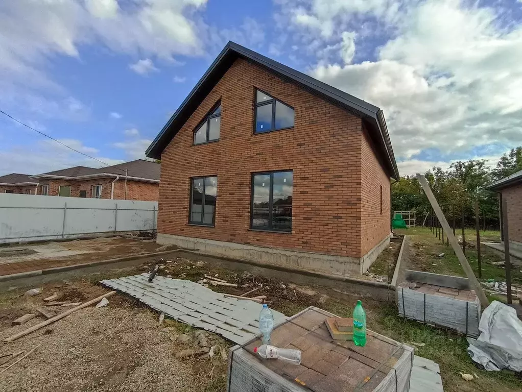 Дом в Краснодарский край, Динской район, с. Красносельское пер. ... - Фото 1