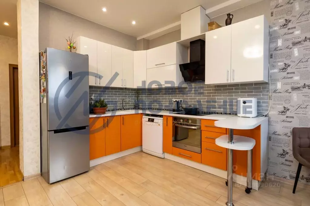 3-к кв. Омская область, Омск ул. 27-я Северная, 121А (56.2 м) - Фото 1