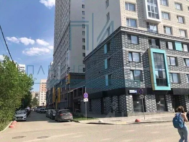 Торговая площадь в Свердловская область, Екатеринбург ул. Бакинских ... - Фото 1