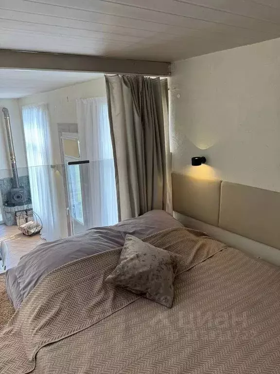 Дом в Ленинградская область, Тосненский район, Красный Бор пгт 1-я ... - Фото 2