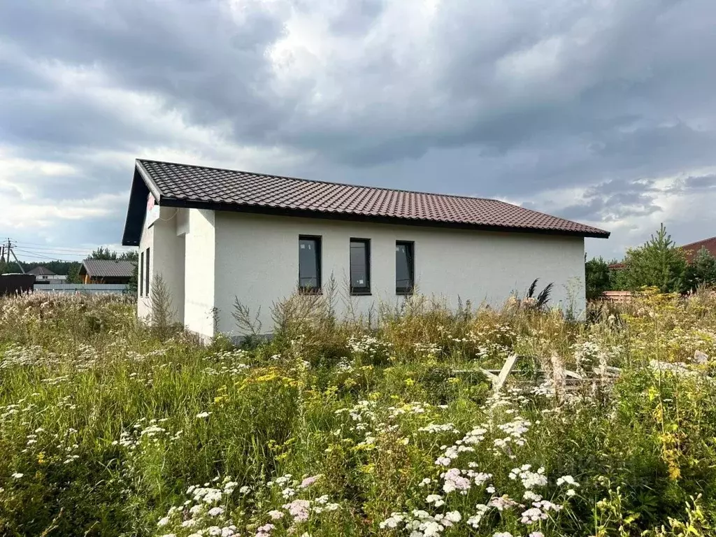 Дом в Свердловская область, Полевской муниципальный округ, с. ... - Фото 0