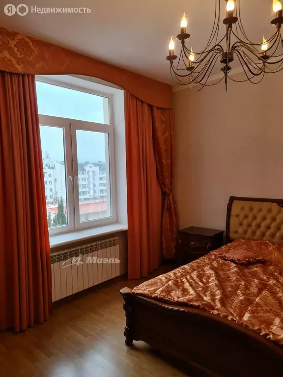 4-комнатная квартира: Севастополь, улица Павла Корчагина, 60 (120 м) - Фото 0